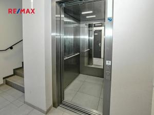 Pronájem bytu 1+kk, Plzeň, Františka Kováříka, 40 m2