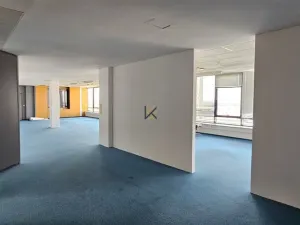 Pronájem kanceláře, Nupaky, okres praha-východ, 322 m2