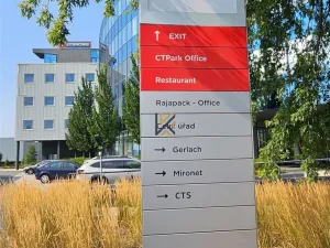 Pronájem kanceláře, Nupaky, okres praha-východ, 322 m2