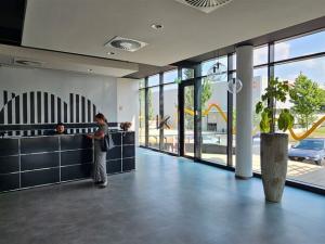 Pronájem kanceláře, Nupaky, okres praha-východ, 555 m2