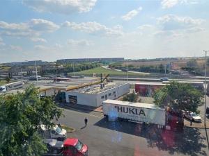 Pronájem kanceláře, Nupaky, okres praha-východ, 555 m2