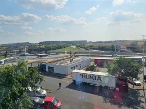 Pronájem kanceláře, Nupaky, okres praha-východ, 555 m2