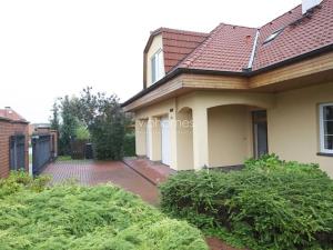 Pronájem vily, Praha - Lysolaje, Nad Helmrovkou, 225 m2