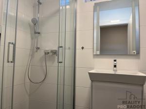 Pronájem bytu 2+kk, Pohořelice, U Kasáren, 54 m2