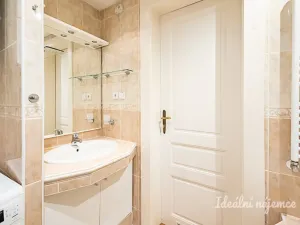 Pronájem bytu 2+1, Praha - Vinohrady, Slavíkova, 77 m2