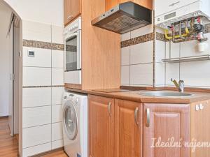 Pronájem bytu 2+kk, Brno, Staňkova, 48 m2