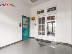 Pronájem kanceláře, Praha - Nusle, Hvězdova, 82 m2