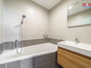 Prodej bytu 3+1, Nová Role, Nádražní, 58 m2