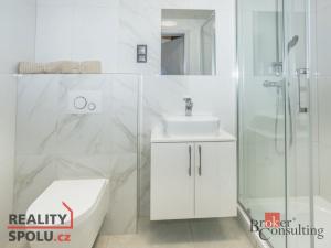 Prodej rodinného domu, Pečky - Velké Chvalovice, Za Statkem, 166 m2