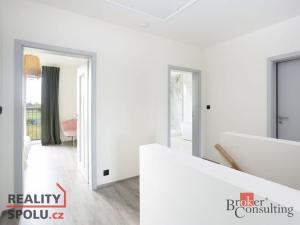 Prodej rodinného domu, Pečky - Velké Chvalovice, Za Statkem, 166 m2