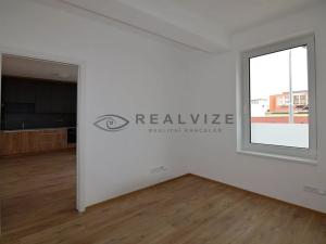 Pronájem bytu 2+kk, České Budějovice, Riegrova, 40 m2