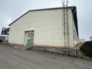Prodej skladu, Luby, 1700 m2