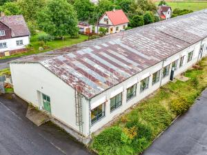 Prodej skladu, Luby, 1700 m2