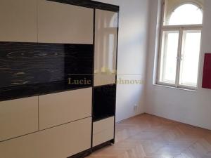 Pronájem činžovního domu, Praha - Žižkov, Ježkova, 50 m2