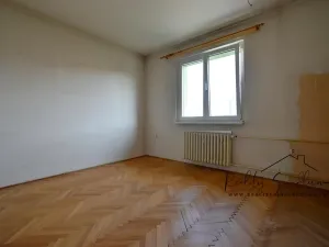 Prodej bytu 3+1, Přerov, Petřivalského, 60 m2