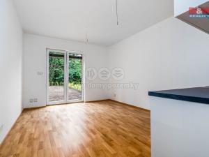 Prodej bytu 1+kk, Praha - Třebonice, U Zličína, 23 m2