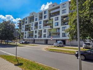 Pronájem garážového stání, Pardubice - Zelené Předměstí, Boženy Vikové-Kunětické, 21 m2