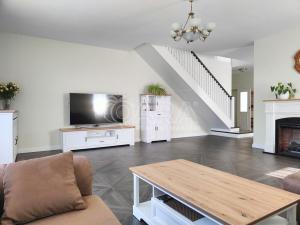 Prodej rodinného domu, Vysoký Újezd, Pod Ovčínem, 354 m2
