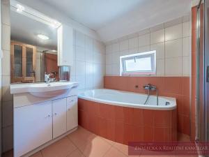Prodej rodinného domu, Radenín, 125 m2