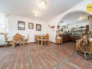 Prodej ubytování, Štramberk, Náměstí, 2230 m2