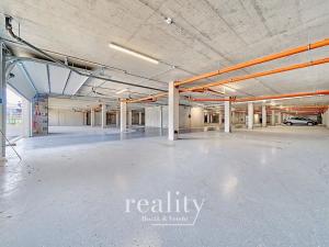 Prodej garážového stání, Znojmo, Kosmákova, 17 m2
