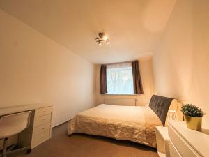 Pronájem bytu 2+kk, Praha - Košíře, Černochova, 45 m2