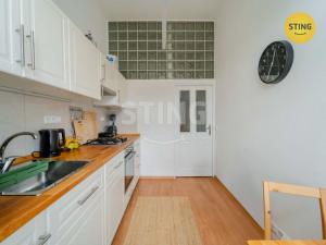 Pronájem bytu 2+1, Opava, Na Rybníčku, 48 m2
