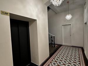 Prodej bytu 2+kk, Praha - Vinohrady, Varšavská, 60 m2