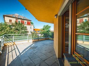 Prodej bytu 2+kk, Praha - Břevnov, Šlikova, 48 m2