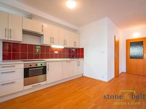 Prodej bytu 2+kk, Praha - Břevnov, Šlikova, 48 m2
