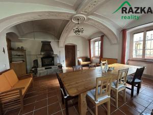 Prodej rodinného domu, Chodský Újezd, 400 m2