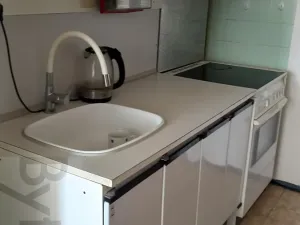 Pronájem bytu 2+kk, Praha - Horní Měcholupy, Nad přehradou, 43 m2