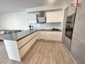 Pronájem bytu 3+kk, Praha - Vysočany, Strnadových, 87 m2