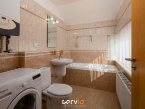 Pronájem bytu 2+kk, Moravany, 38 m2