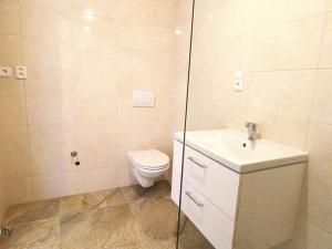 Prodej bytu 3+1, Praha - Horní Měcholupy, Livornská, 80 m2