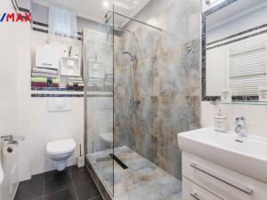 Prodej bytu 3+kk, Karlovy Vary, Ondřejská, 66 m2