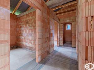 Prodej rodinného domu, Žleby, 102 m2