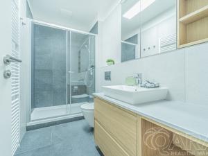 Prodej bytu 3+kk, Slaný, U Benaru, 90 m2