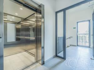 Prodej bytu 3+kk, Slaný, U Benaru, 90 m2