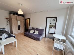 Prodej bytu 1+1, Praha - Troja, Krynická, 29 m2