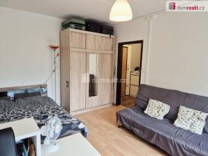 Prodej bytu 1+1, Praha - Troja, Krynická, 29 m2