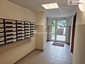Prodej bytu 1+1, Praha - Troja, Krynická, 29 m2