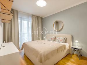 Pronájem bytu 2+kk, Praha - Holešovice, Sanderova, 62 m2