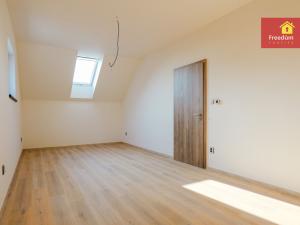 Pronájem rodinného domu, Dubí - Mstišov, Podkrušnohorská, 288 m2