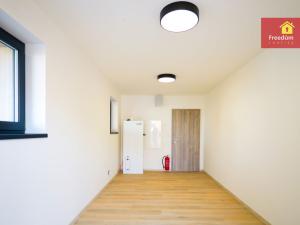 Pronájem rodinného domu, Dubí - Mstišov, Podkrušnohorská, 288 m2