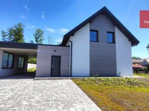 Pronájem rodinného domu, Dubí - Mstišov, Podkrušnohorská, 288 m2