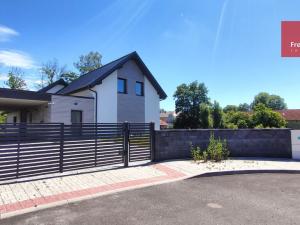Pronájem rodinného domu, Dubí - Mstišov, Podkrušnohorská, 288 m2
