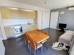 Prodej bytu 2+kk, Obzor, Bulharsko, 85 m2
