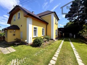 Prodej bytu 3+1, Chodský Újezd, 84 m2