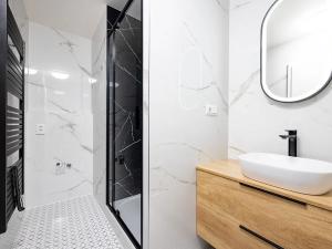 Prodej bytu 3+kk, Praha - Kobylisy, Mirovická, 74 m2